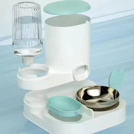 Cat automatic feeder, water dispenser.